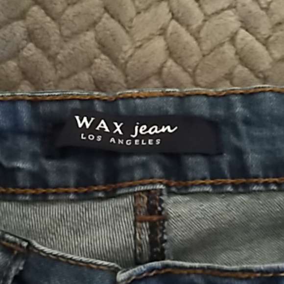 Woman - Picture 3 of 3